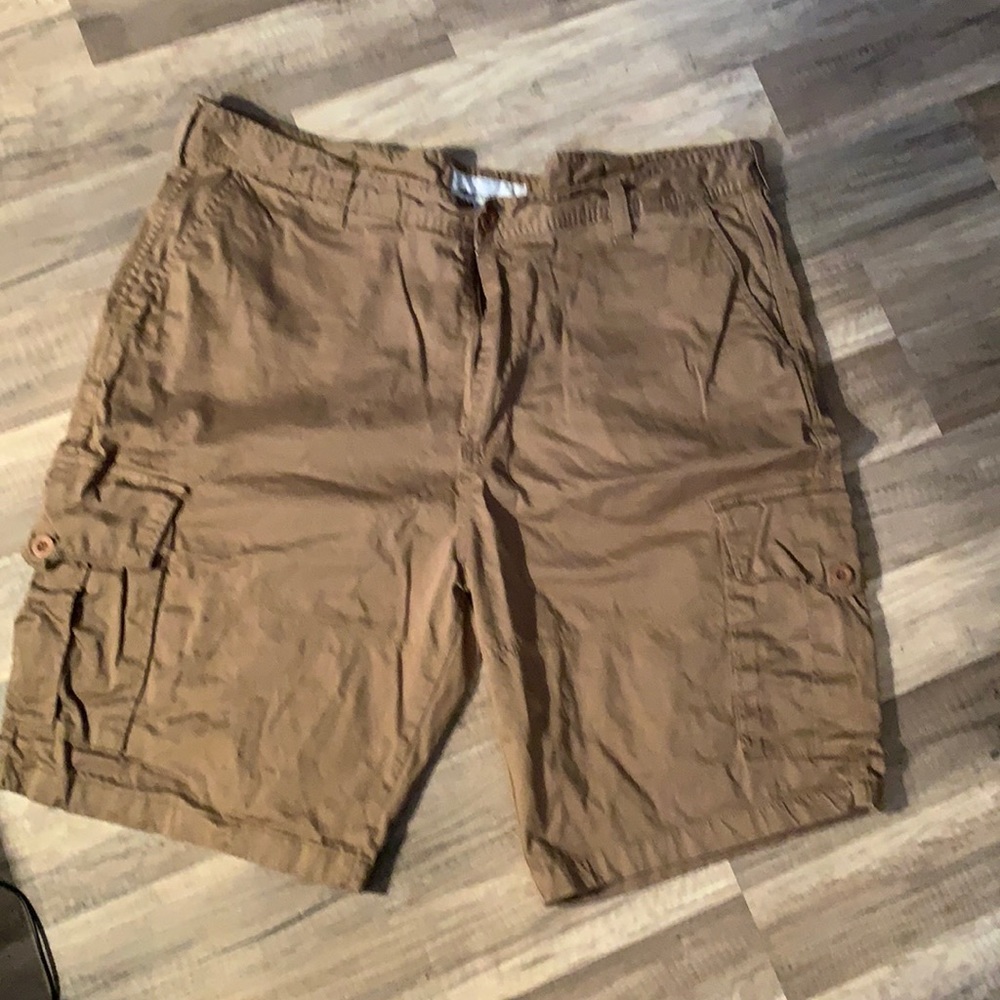 Men’s Paper Denim & Cloth Tan Cargo Shorts Sz 42